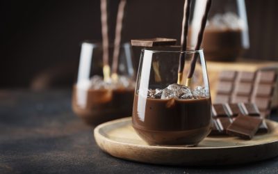 5 ideas to elevate your next hot cocoa cup